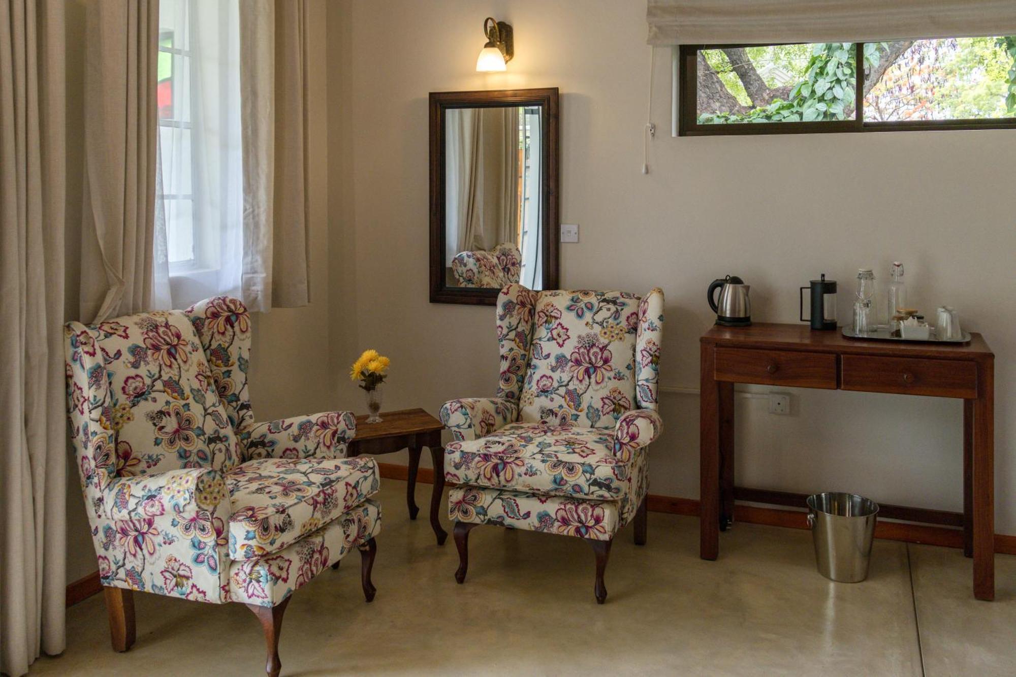 The Courtney Lodge Victoria Falls Exterior foto